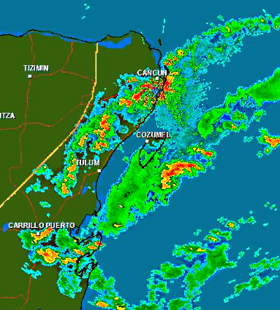 9:30 CDT Radar Cancun